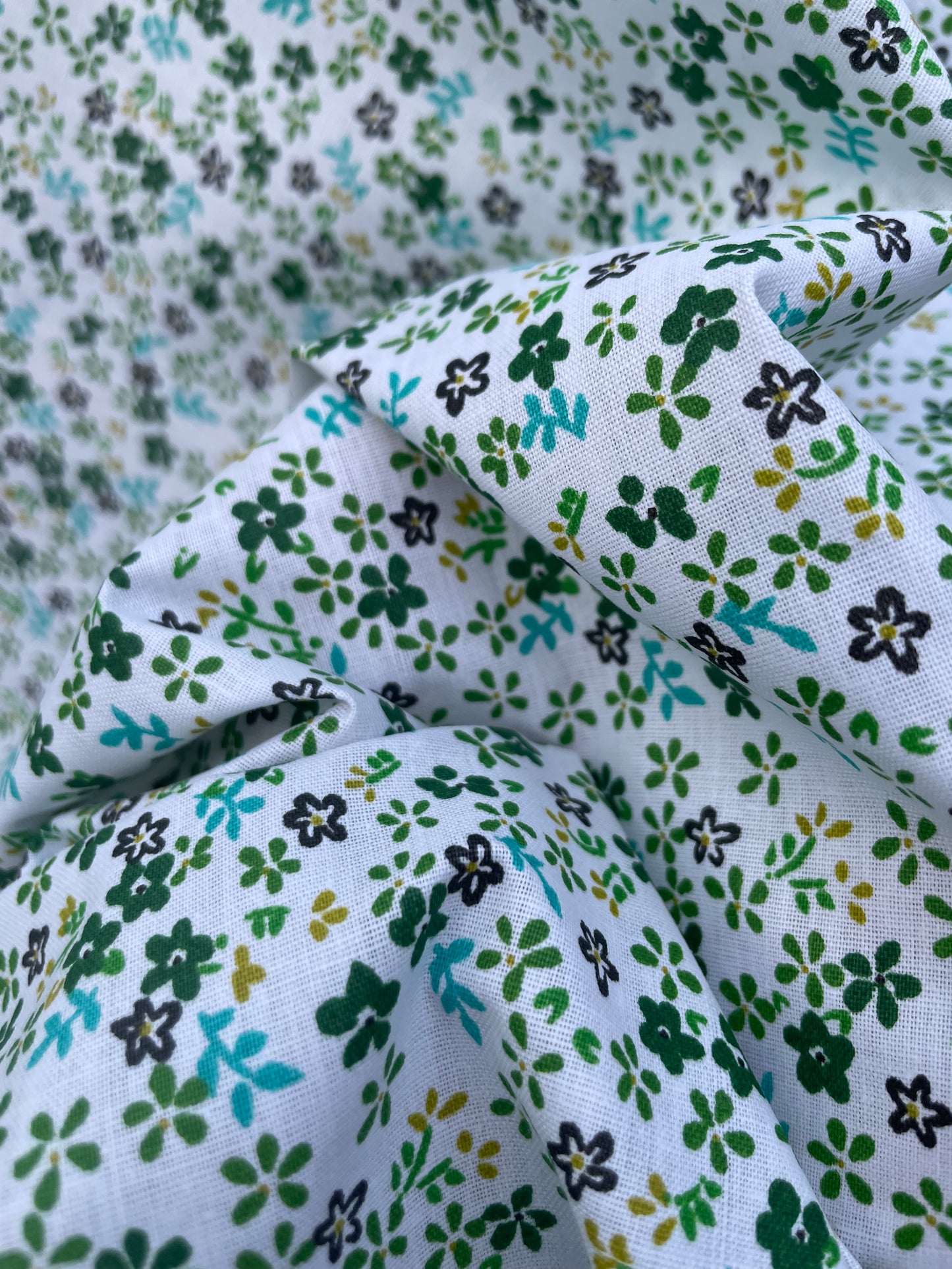 Ditsy Green Floral Vintage Cotton Lightweight Poplin "Green Meadows"